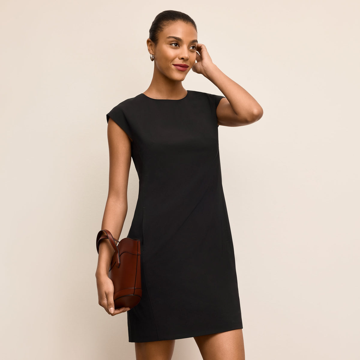 Maaza Travel Dress - OrigamiTech :: Black